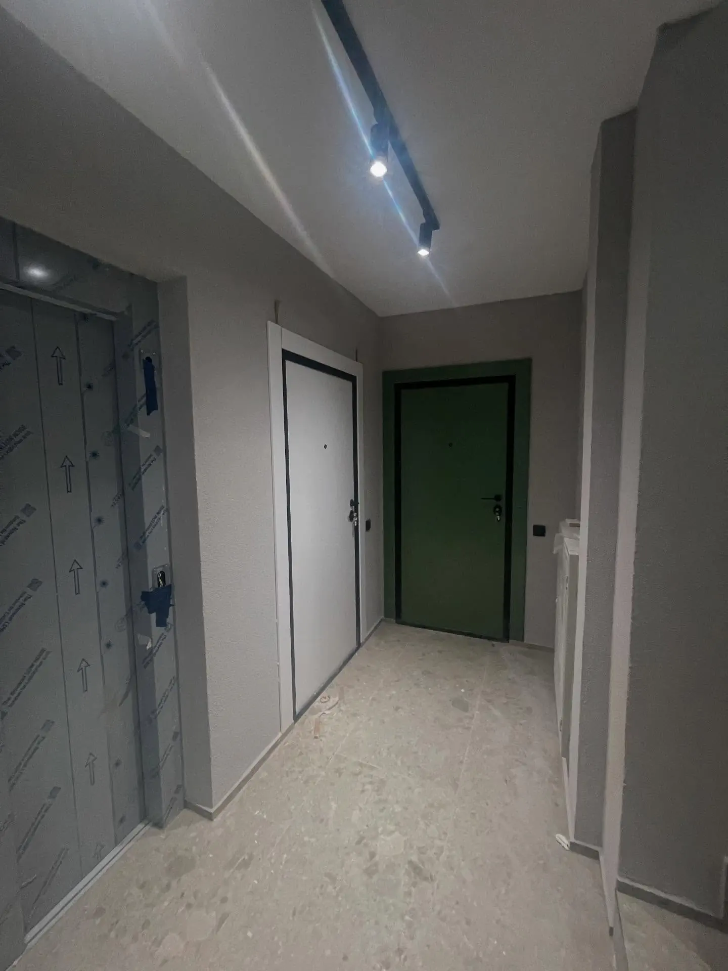 Hodnik u novogradnji